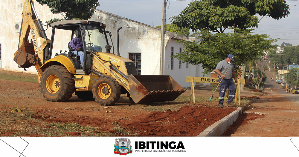 Prefeitura realiza recuperação de sarjeta na Vila dos Bancários