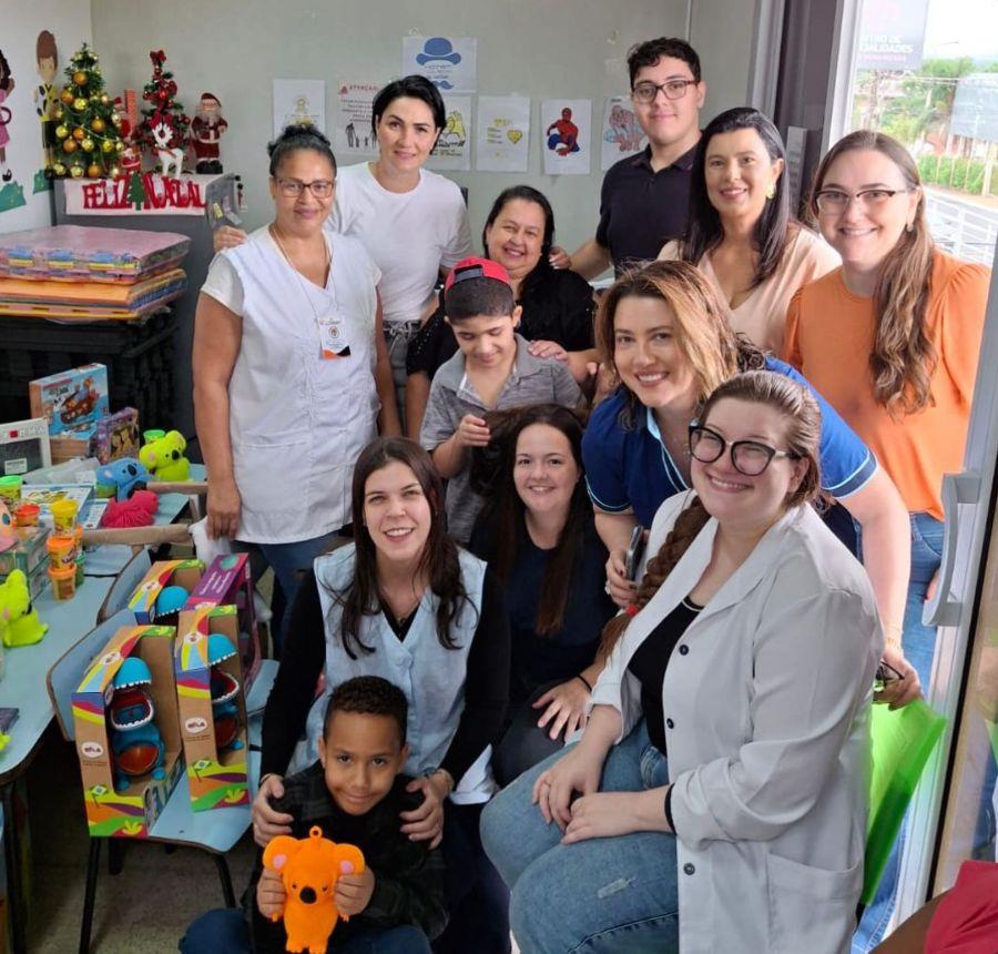 CETEA recebe novos brinquedos terapêuticos