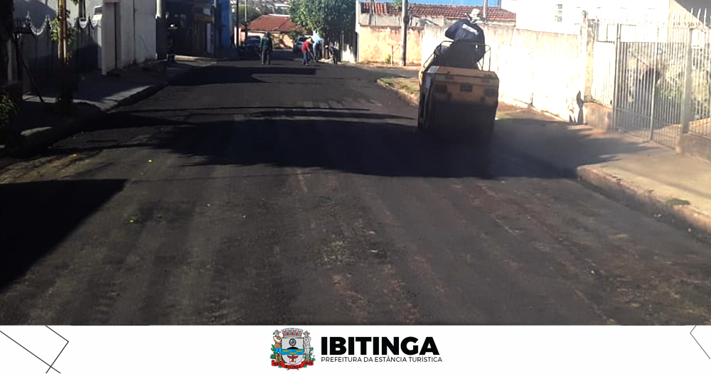 Equipe dos Serviços Públicos esteve ontem (28) na Vila Guarani
