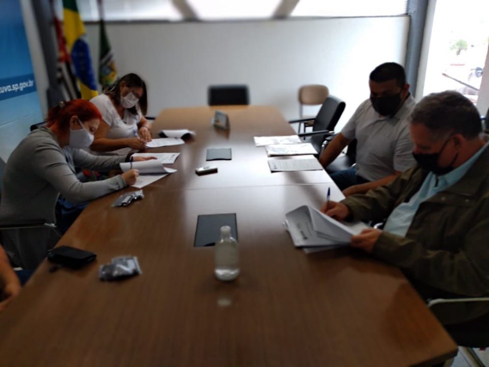 Prefeitura assina termo para acolhimento de pessoas em situação de rua; objetivo é evitar aglomerações e contaminação do Covid-19