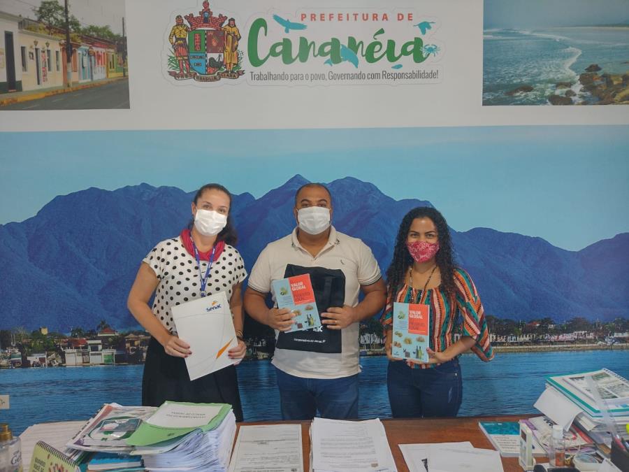 Qualificação profissional: Prefeitura e Senac discutem ações para o aperfeiçoamento profissional turístico em Cananéia