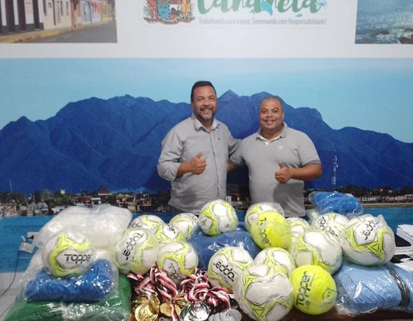 Entrega de Kits Esportivos para o município de Cananéia