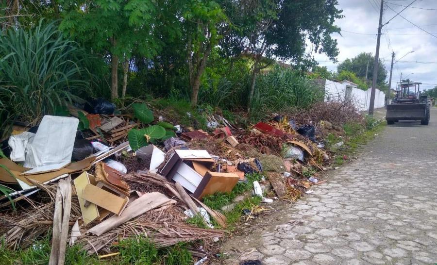 Prefeitura de Cananéia realiza Mutirão de Limpeza em Bairros da Cidade