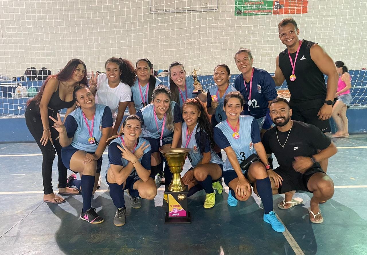 Equipe de futsal feminina de Cananéia conquista título em Juquiá 
