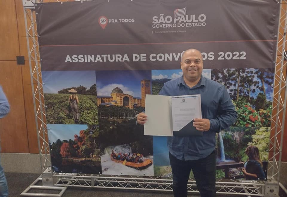 Cananéia assina novo convênio para infraestrutura turística