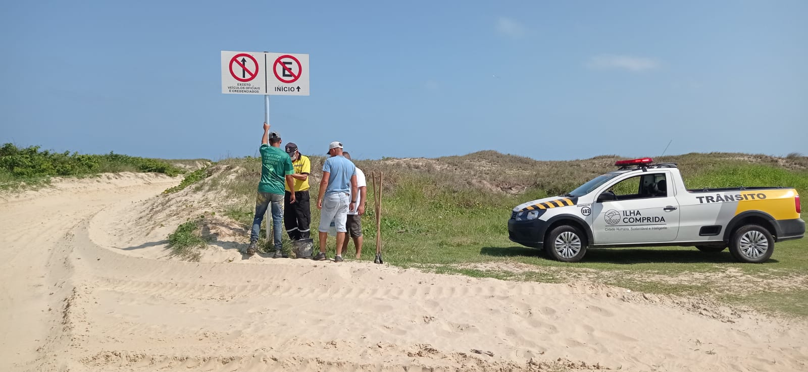 Divisão de Trânsito da Ilha reforça sinalização de proibição de circulação e estacionamento de veículos nas praias