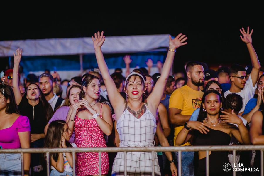 Natal e Réveillon na Ilha contaram com cerca de 300 mil pessoas, que se divertiram nos shows, nas praias, nos restaurantes e nos pontos turísticos