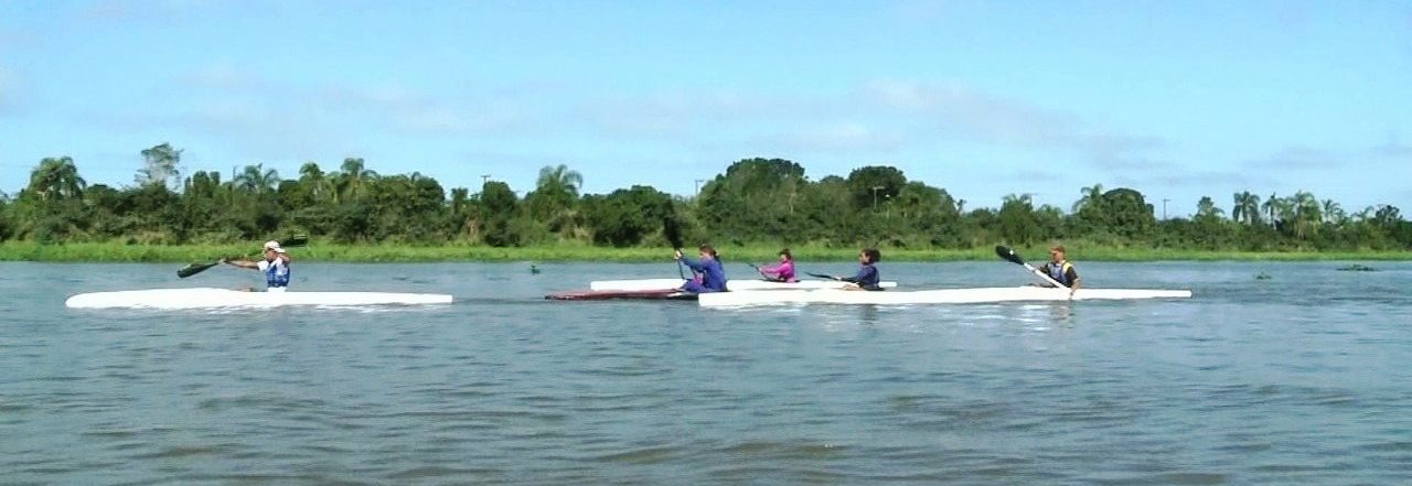 Polo Nacional de Paracanoagem da Ilha Comprida receberá novos caiaques de fibra de carbono e canoas havaianas
