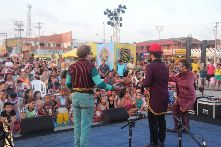 Circuito Sesc de Artes levou música, artes visuais, literatura e a magia do circo para todas as pessoas na Praça do Boqueirão Norte