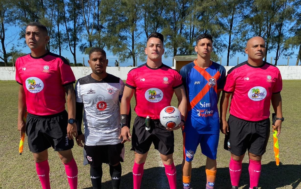 Shalk e Central venceram as semifinais da Copa Ilha de Futebol Amador