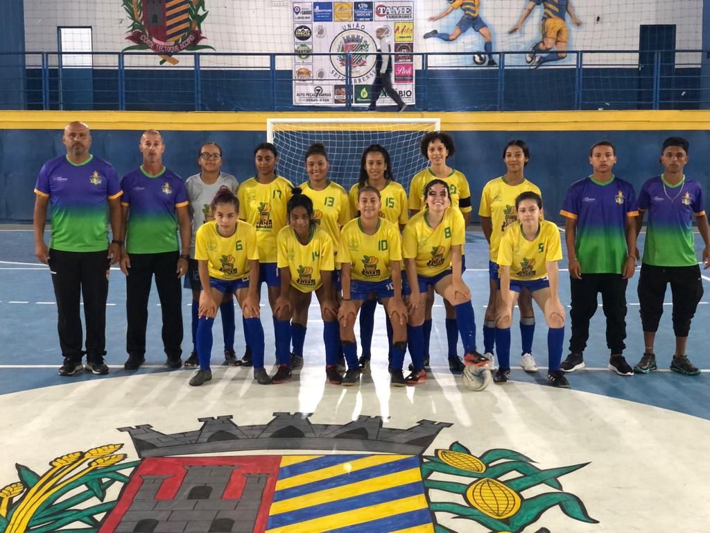 Equipe feminina da Escola Municipal de Futsal Ilha enfrenta Guarujá nesta quarta 17/05 pelo título regional dos Jogos Abertos da Juventude