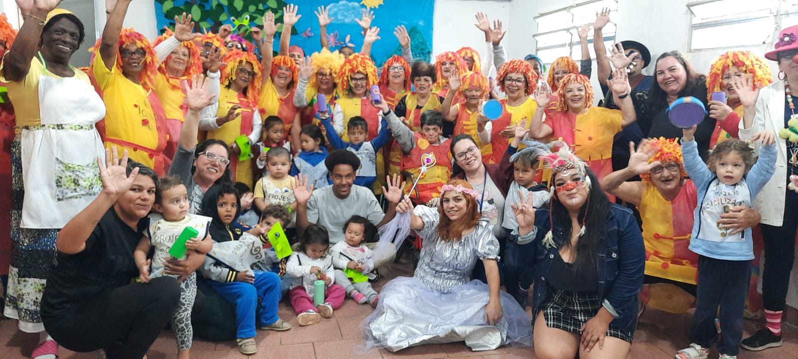 Integrantes do CCMI apresentam Sítio do Pica Pau Amarelo no Centro de Educação Infantil (CEI) Vila Nova 