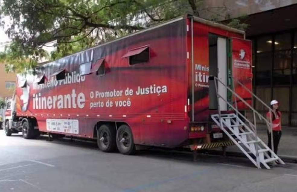 MP Itinerante trás diversos serviços gratuitos para Ilha Comprida