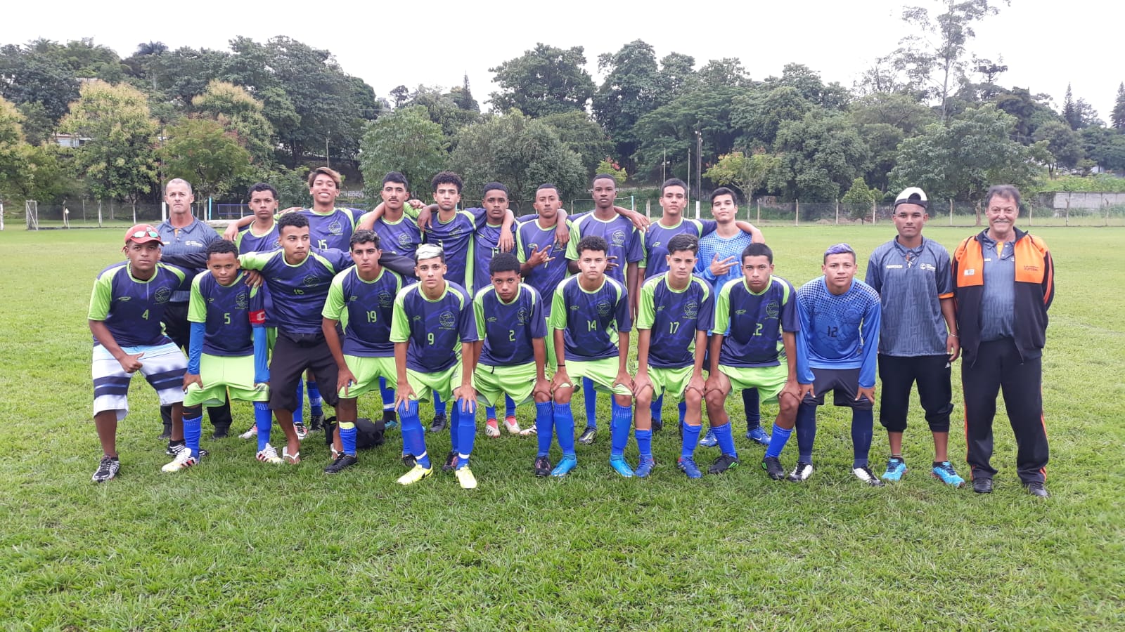 Equipe da Escola Municipal de Futebol da Ilha enfrenta Sete Barras na  quinta 11/05 pela semifinal dos Jogos da Juventude - Prefeitura de Ilha  Comprida