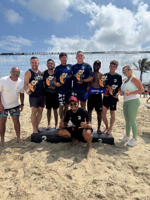 Na manhã de Domingo 26/01 - o Ilha Verão Esportivo realizou o Torneio de Futevôlei