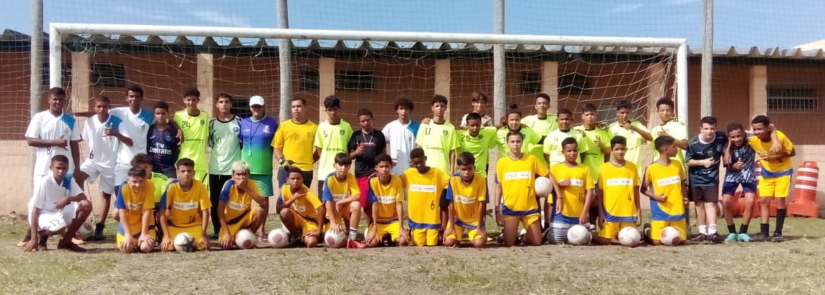 Equipe da Escola Municipal de Futebol da Ilha enfrenta Sete Barras na  quinta 11/05 pela semifinal dos Jogos da Juventude - Prefeitura de Ilha  Comprida