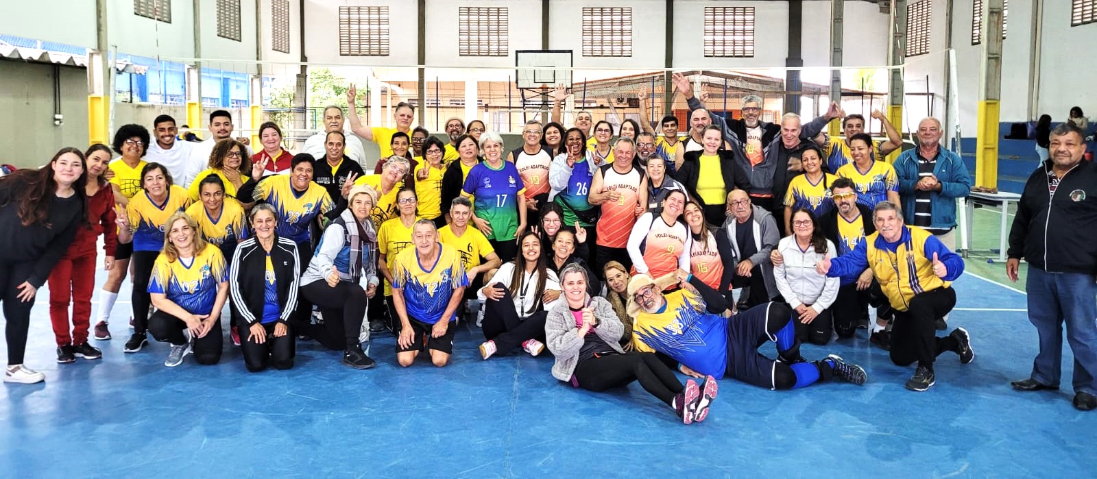 Equipes da Ilha comemoraram quatro vitórias na quarta etapa do Torneio de Vôlei Adaptado