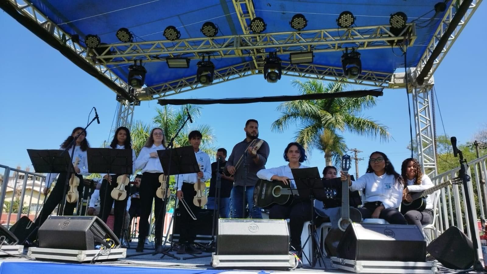 32º Aniversário da Ilha Comprida, nesta sexta 27/10, contará com Sessão Solene, às 10h, e shows na Praça do Boqueirão Norte , a partir das 18h30