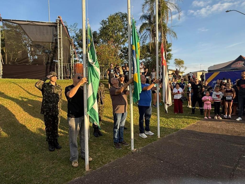 Imagem de Jardim Primeiro de Maio celebra aniversário com cerimônia cívica e tradicional corrida