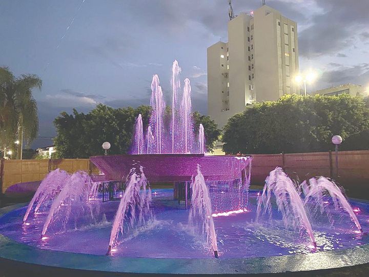 período de manutenção da Fonte Luminosa da Praça Gov. Armando Salles