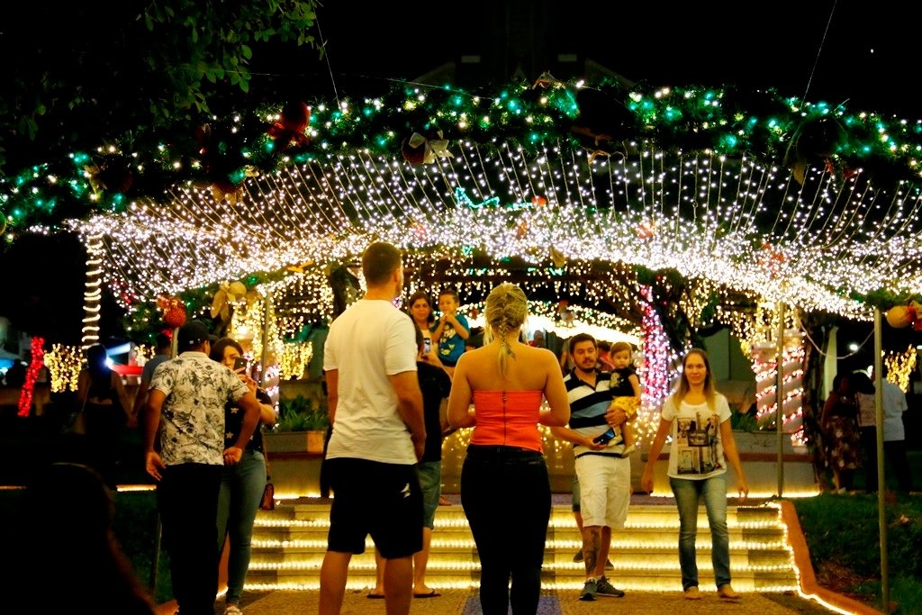 Luzes de Natal serão acesas no dia 6 de novembro - Prefeitura de São João  da Boa Vista