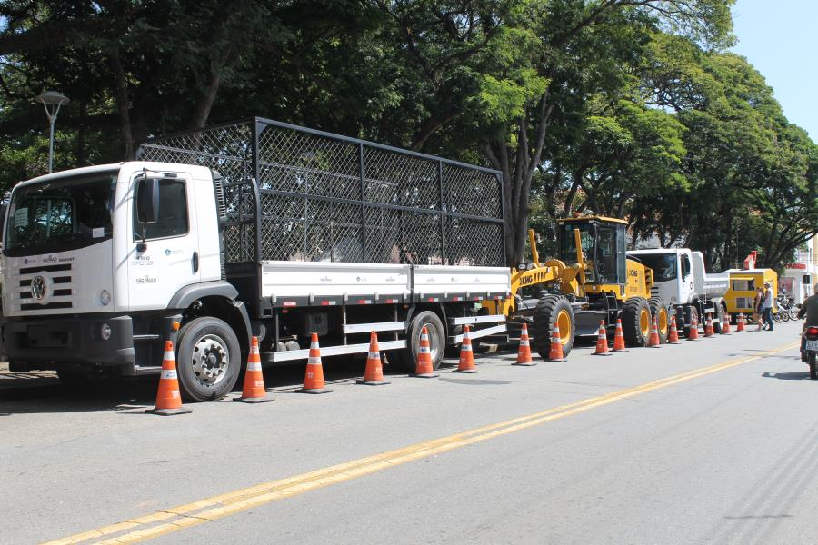 Prefeitura recebe novos veículos, em investimento de R$ 1,5 milhão