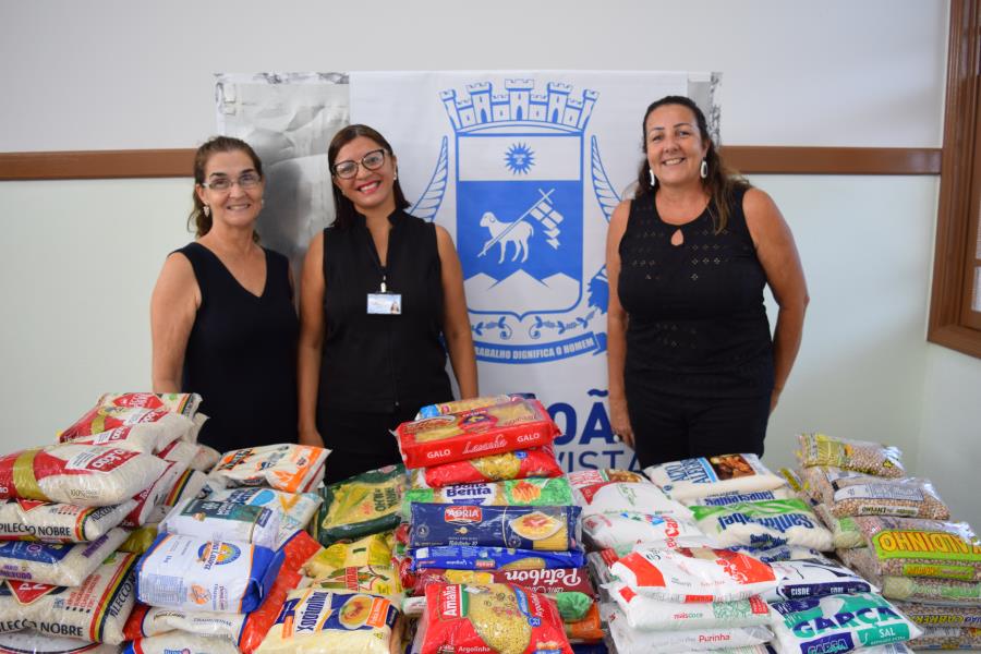Evento com apoio da Prefeitura arrecada 1000 quilos de alimentos