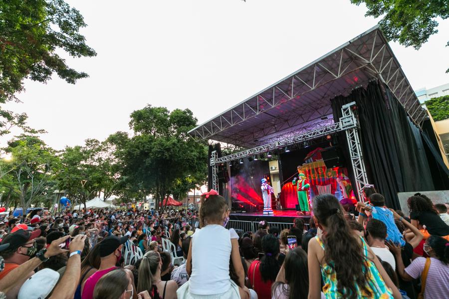 Festa das Crianças reúne mais de 10 mil pessoas no fim de semana