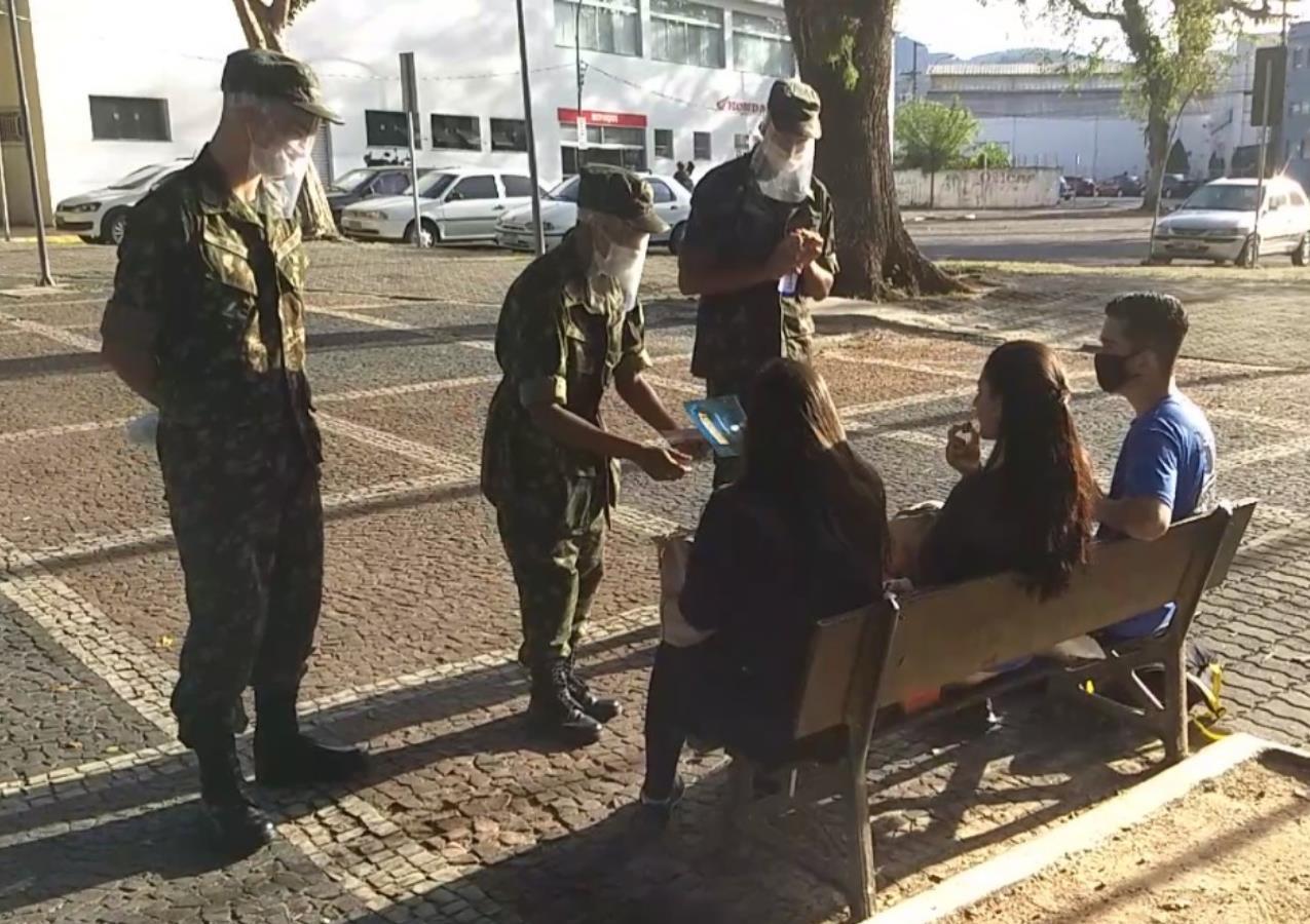 Tiro de Guerra de Amparo participa de campanha de conscientização sobre o Covid-19