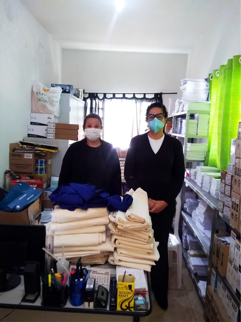 Fundo Social mobiliza voluntárias com o projeto "Costurando o Bem"
