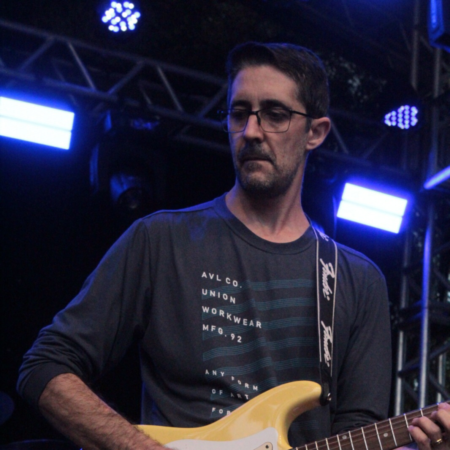 A 5ª edição do Rock Místico aconteceu neste final de semana, 19 e 20 de julho, com muita música, emoção e boas vibrações na Praça Virgílio de Melo Franco, em Bueno Brandão/MG.