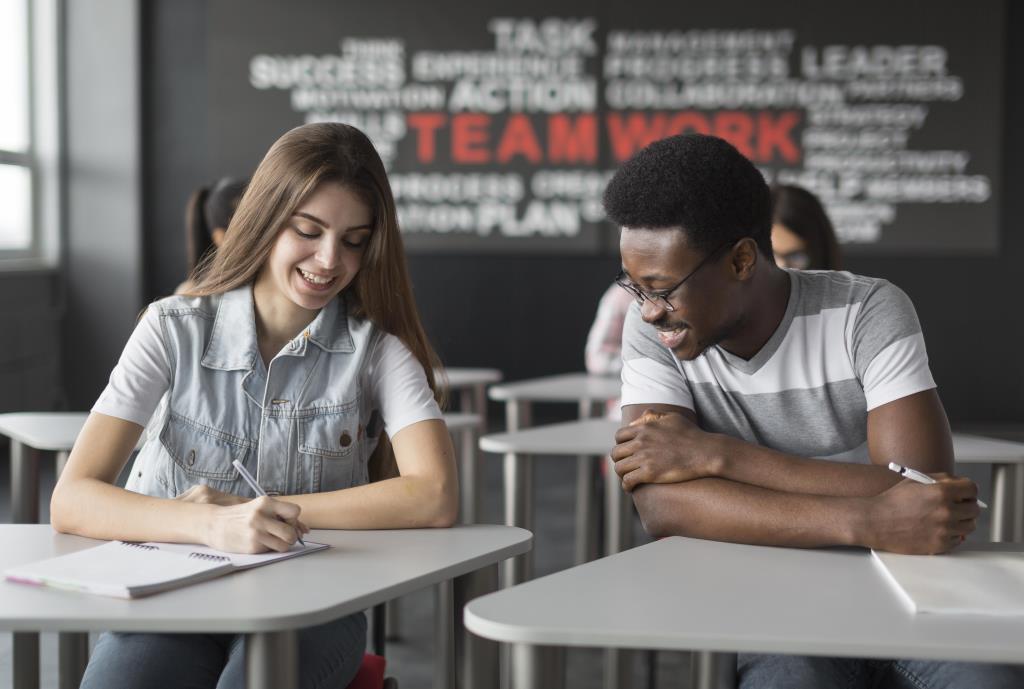 Prefeitura de Mongaguá abre inscrições para curso gratuito de inglês para crianças e jovens