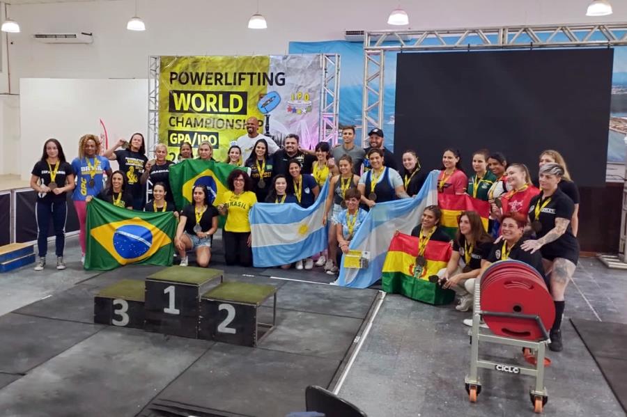 Atletas de Mongaguá são destaque do Powerlifting World Championship 2023, em Itanhaém