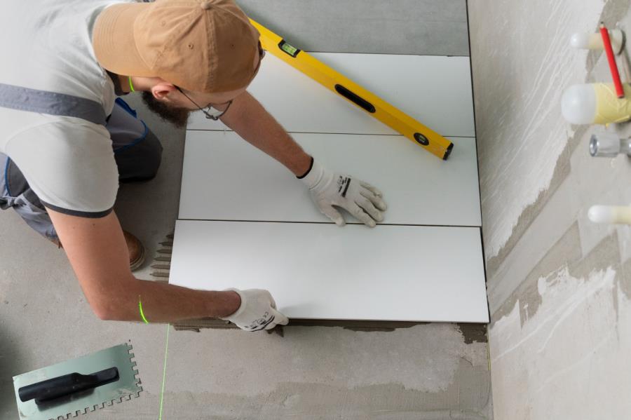 Inscrições abertas para curso presencial de colocação de pisos e azulejos