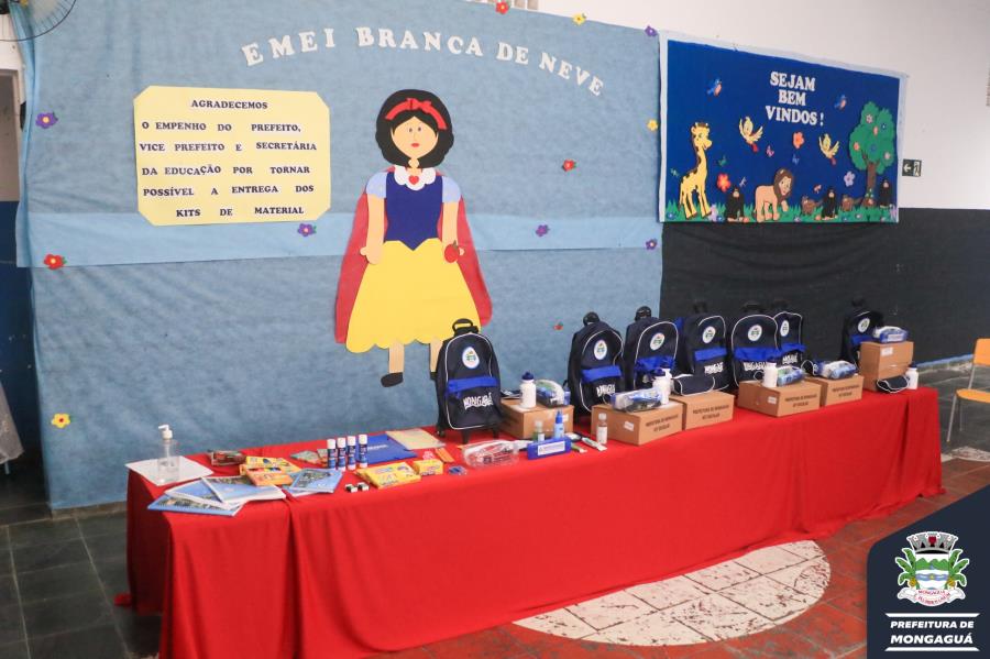 Mongaguá realiza entrega de kits escolares na primeira quinzena de aula