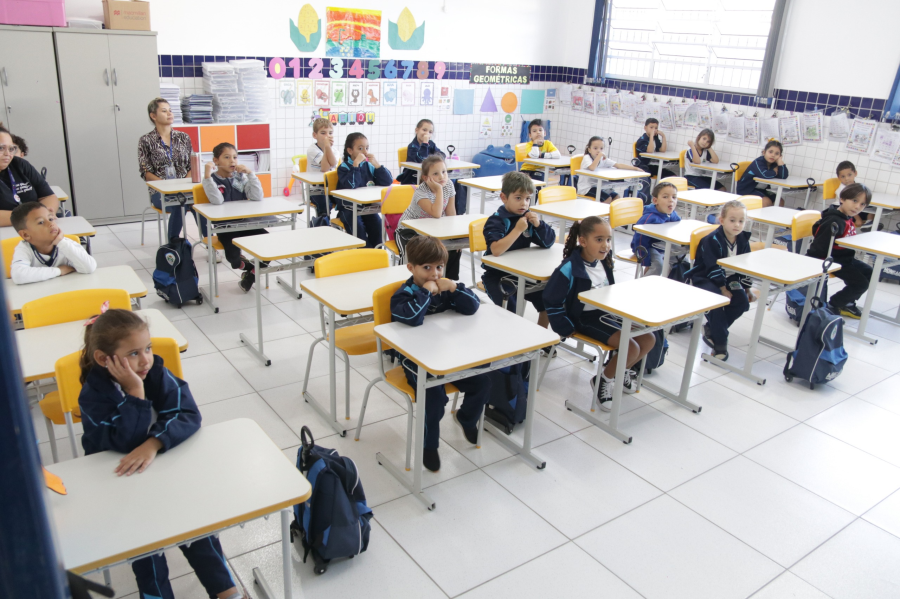 Mongaguá celebra Dia Mundial da Educação