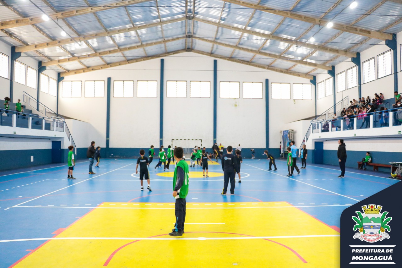 Competições de queimada do JEM animam o Arturzão