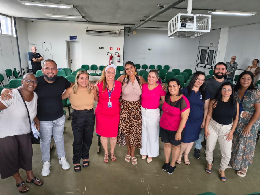 Educação de Mongaguá se reúne com APAE e mães atípicas para debater ações de conscientização