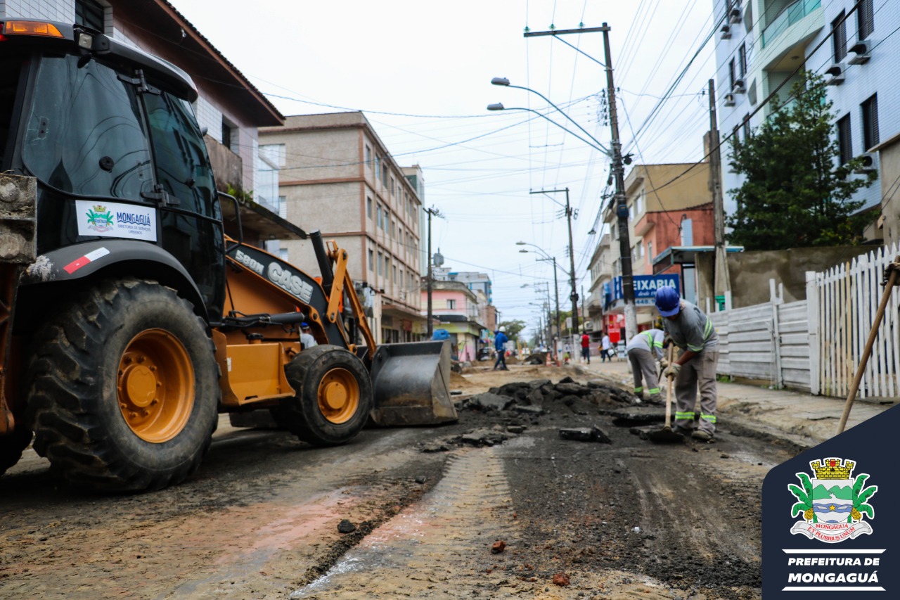 Recapeamento e melhorias na Avenida Marina seguem em andamento