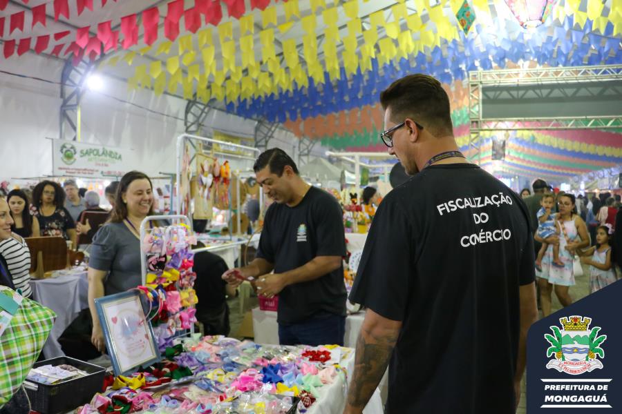 Departamento de Comércio realiza fiscalização no Festão na Praia