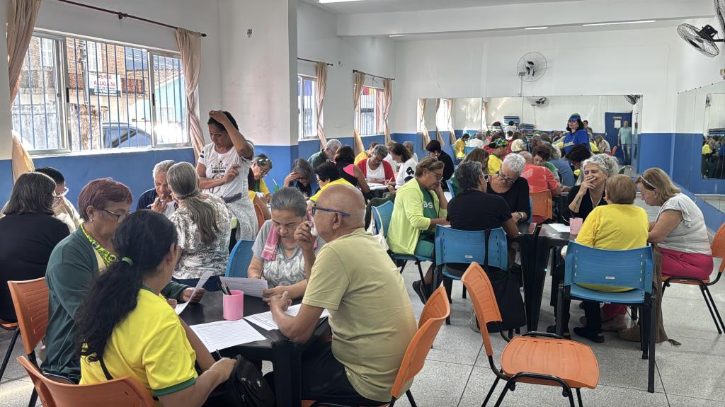 Programa Conviver de Mongaguá promove oficinas de estímulo cognitivo para a terceira idade