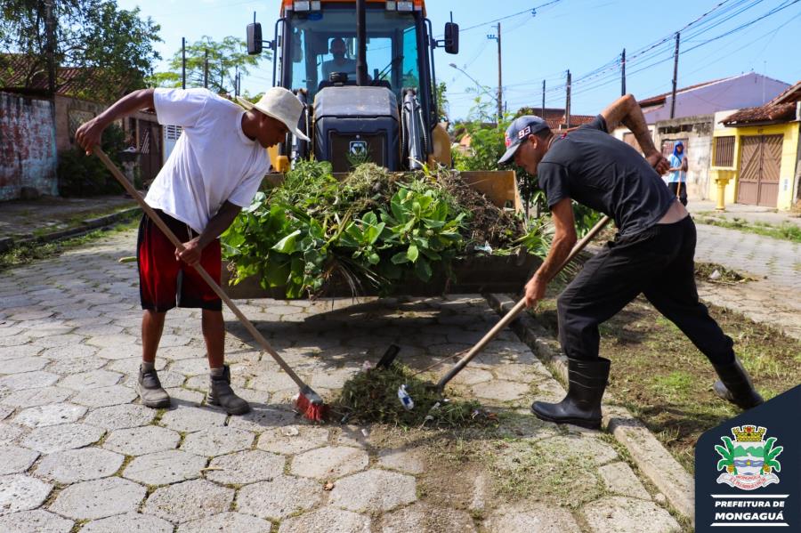 Prefeitura intensifica mutirão de limpeza a jardinagem