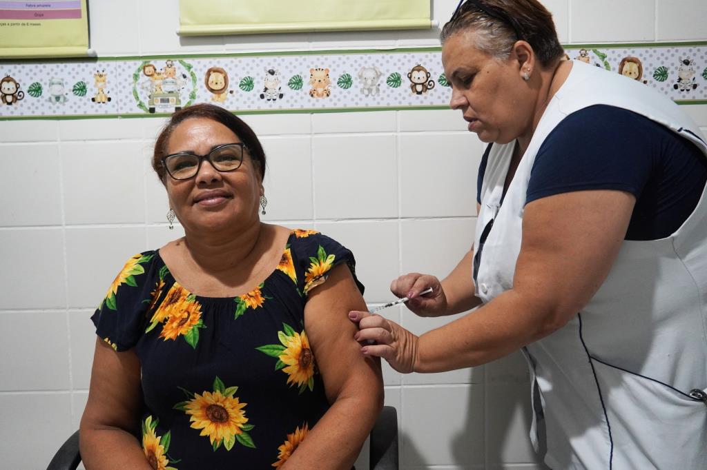 Mongaguá aplica mais de 1.300 doses no ‘Dia D’ contra a Gripe