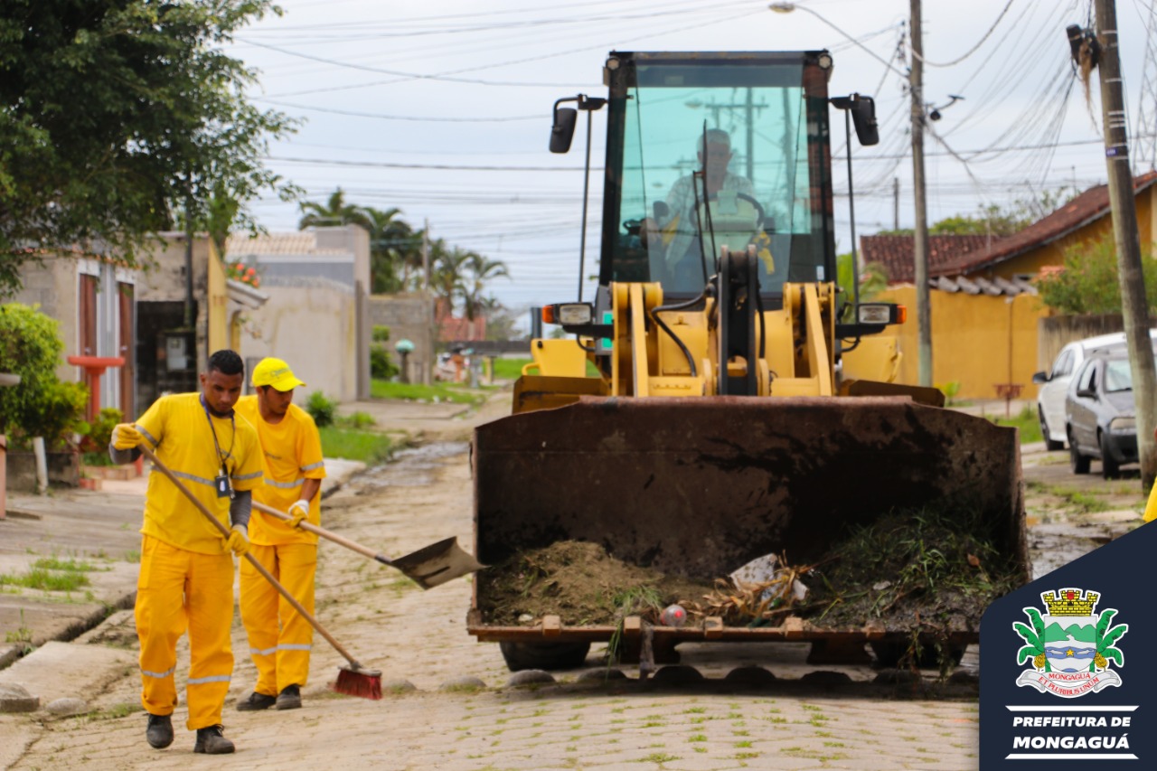 Flórida Mirim e Vera Cruz contam com serviços de limpeza, manutenção e nivelamento