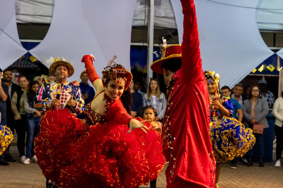 Com atrações artísticas e gastronômicas, 20º Festão na Praia movimenta economia e promove ações sociais