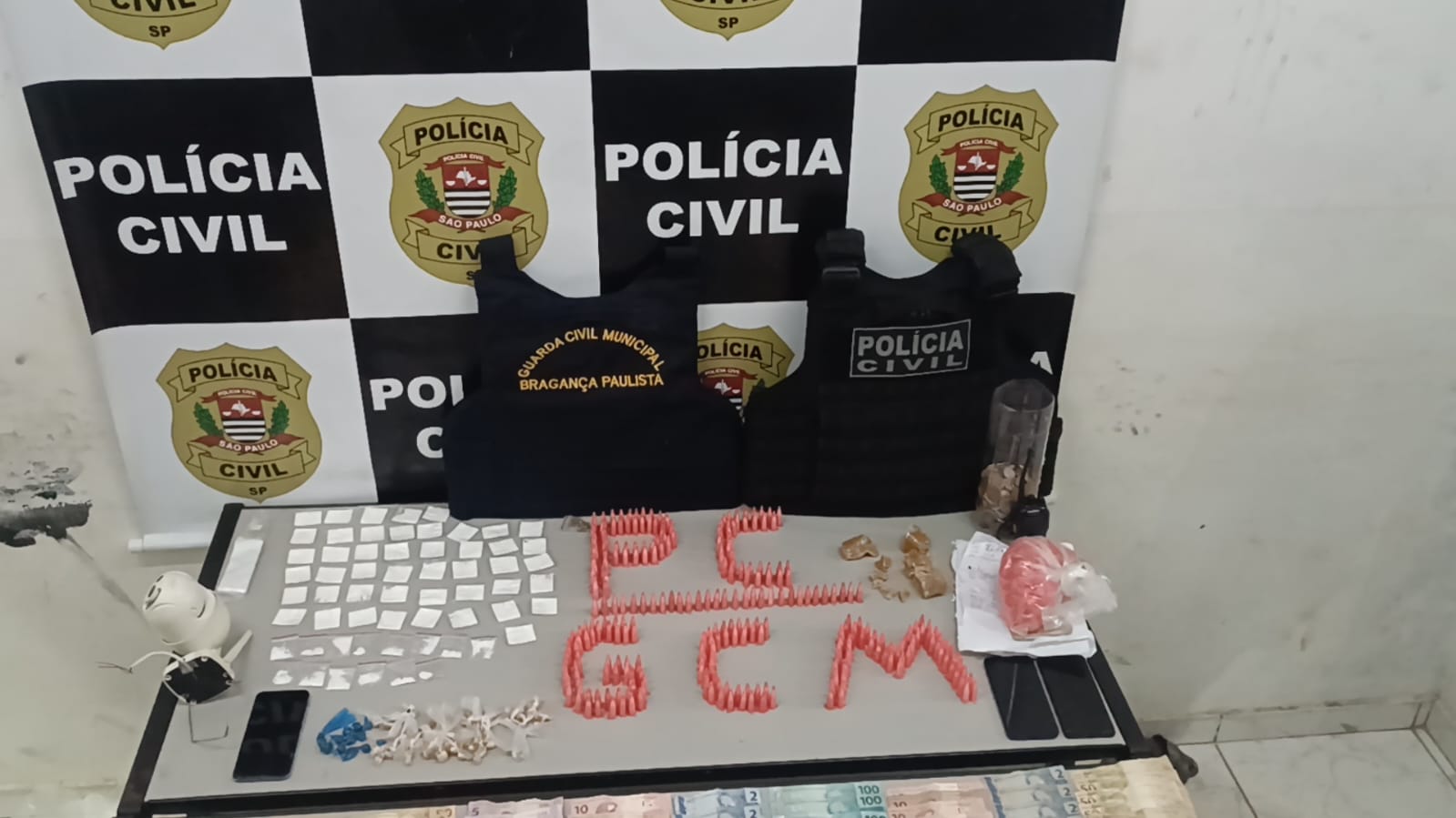 Guarda Civil Municipal de Bragança Paulista realiza prisão por tráfico de drogas e agressão