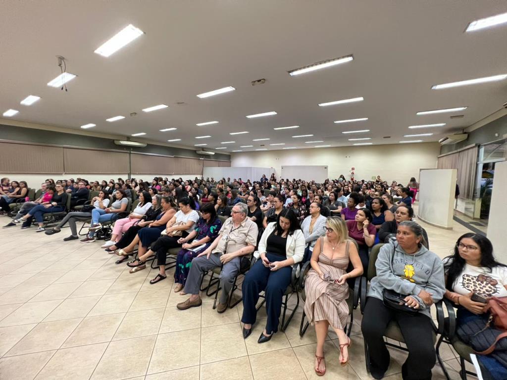 Educação adota medidas em contratos com entidades responsáveis por serviços educacionais