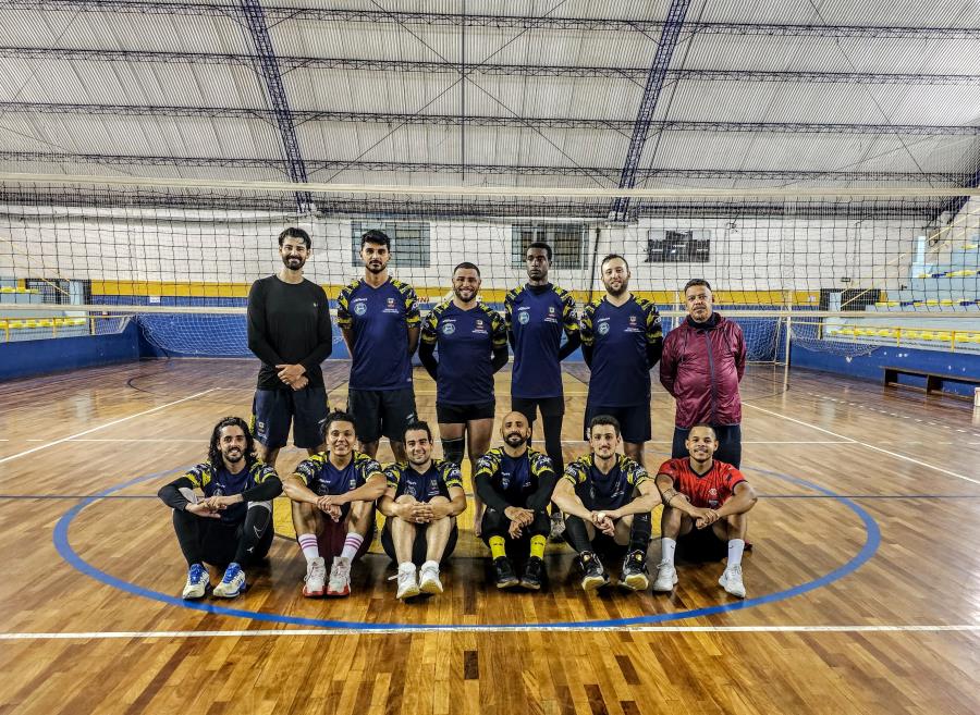 Equipe adulto masculino estreia pela XXVI Copa Itatiba Regional de Voleibol nesta quinta-feira (05)