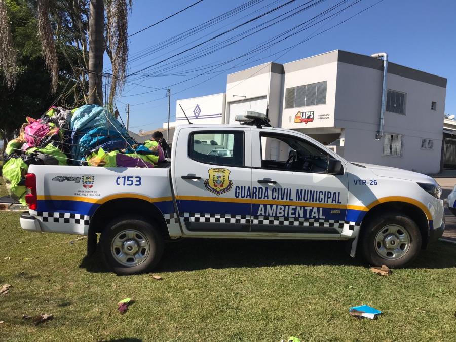 GCM apreende balão em Bragança Paulista