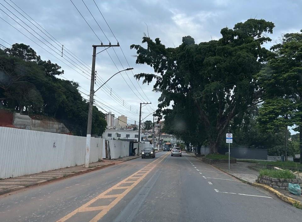 Interdição emergencial na rua Dr. Freitas